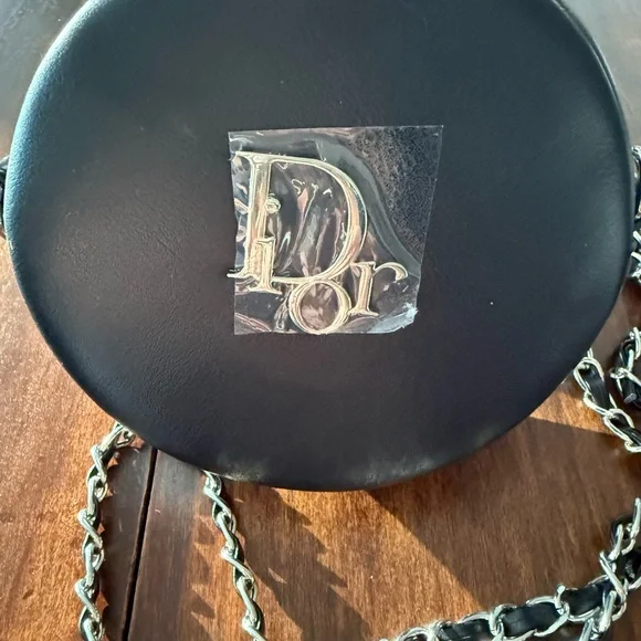 NIB Dior Black Circular Bag with Silver and black Chain - Picture 5 of 8